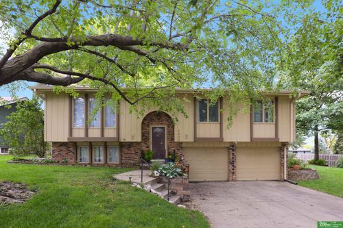 3306 Lynnwood Dr, Bellevue, NE, 68123-2101 | Card Image