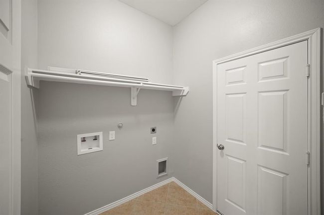 13003 Castlewind Ln, House other with 4 bedrooms, 2 bathrooms and 2 parking in Pearland TX | Image 21