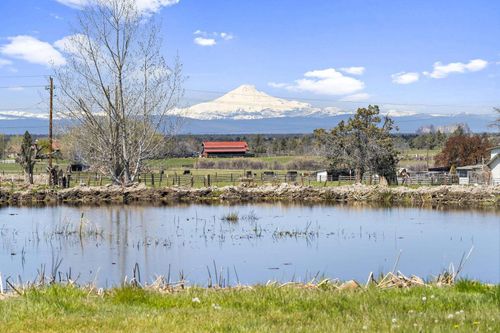 4088 Sw Minson Rd, Powell Butte, OR, 97753-1803 | Card Image