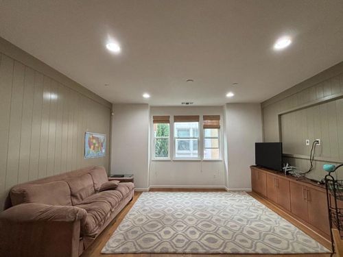 1568 Canal St, Milpitas, CA, 95035-9068 | Card Image