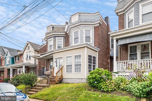 2408 N Madison St, WILMINGTON, DE, 19802-3438 | Card Image
