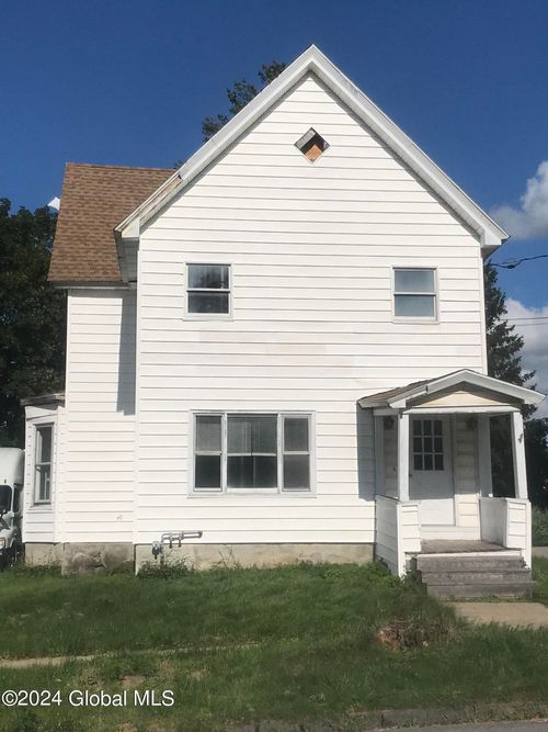 206 Glebe St, Johnstown, NY, 12095-2515 | Card Image