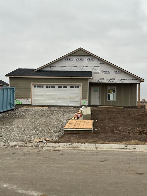 1566 N Emerald Valley Dr, Mulvane, KS, 67110-8625 | Card Image