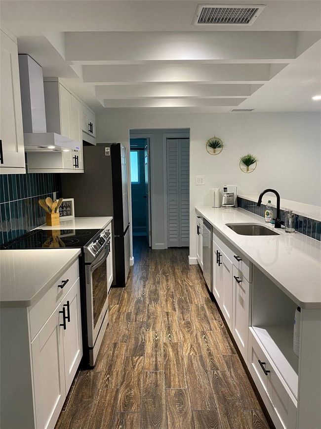 1503 Edna Ave, House other with 3 bedrooms, 2 bathrooms and null parking in LARGO FL | Image 13