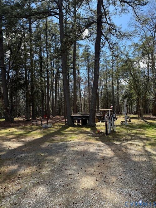 12117 River Rd, Chesterfield, VA, 23838-3328 | Card Image