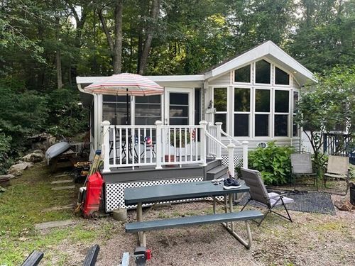 262 Shetucket Tpke, Griswold, CT, 06351-8431 | Card Image