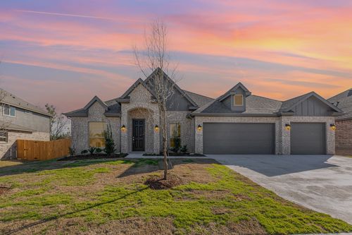 620 Alaina Dr, Desoto, TX, 75115-8061 | Card Image