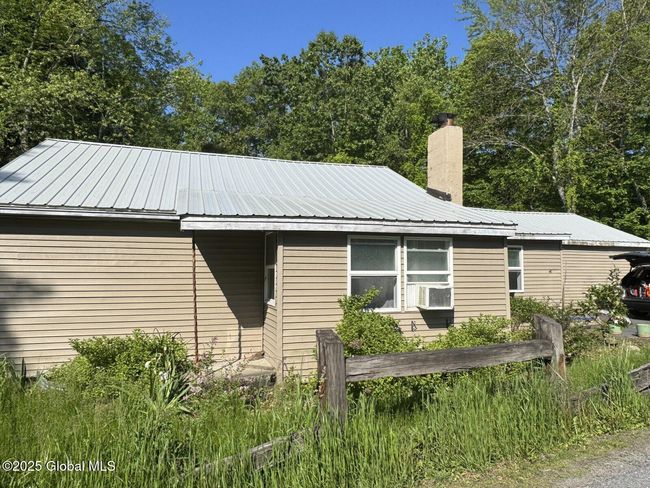 351 Gansevoort Rd, House other with 3 bedrooms, 2 bathrooms and 2 parking in Fort Edward NY | Image 6