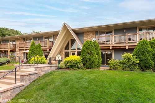 apt-101-300 Opatrny Dr, Fox River Grove, IL, 60021-1199 | Card Image