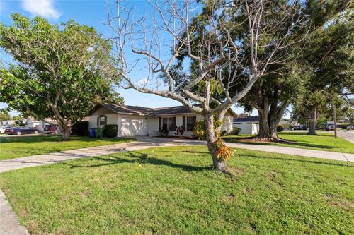 2813 20th Ave W, BRADENTON, FL, 34205-3821 | Card Image