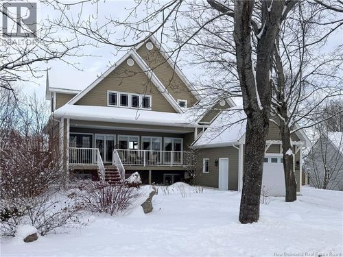 365 Glengarry Pl, Fredericton, NB, E3B5Z8 | Card Image