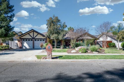 8417 N Del Mar Ave, Fresno, CA, 93711-6020 | Card Image