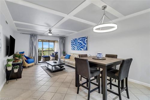 apt-401-2121 Collier Ave, FORT MYERS, FL, 33901-8135 | Card Image
