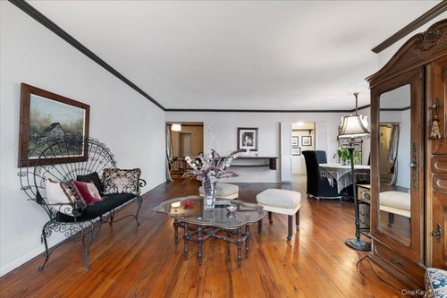 apt-4e-711 Shore Rd, Long Beach, NY, 11561-4799 | Card Image