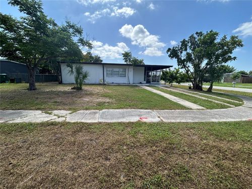 3140 Crestwood Dr, PORT CHARLOTTE, FL, 33952-6846 | Card Image