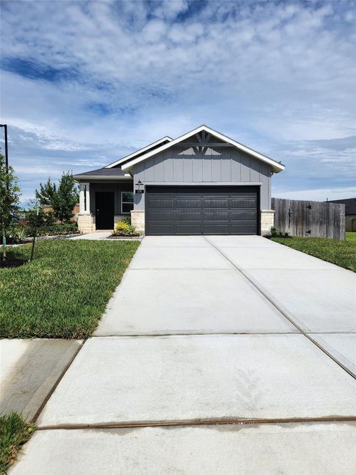 574 Ruby Bend Ln, Montgomery, TX, 77356-2336 | Card Image