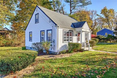 4 Clancy Street, House other with 3 bedrooms, 1 bathrooms and 4 parking in Swansea MA | Image 3