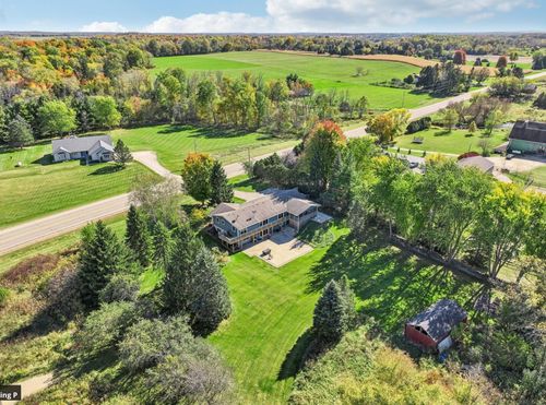 N1259 County Road P, Rubicon, WI, 53078-9725 | Card Image