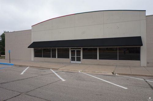 9 S Broadway, Herington, KS, 67449-2433 | Card Image
