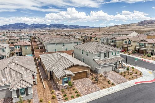2768 Cava Tirreni St, Henderson, NV, 89044-1927 | Card Image