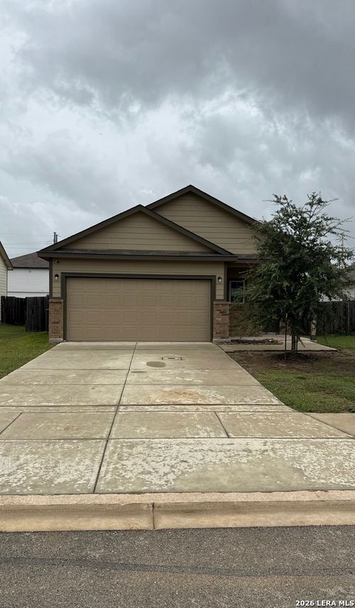 2417 Marty Way, Seguin, TX, 78155 | Card Image