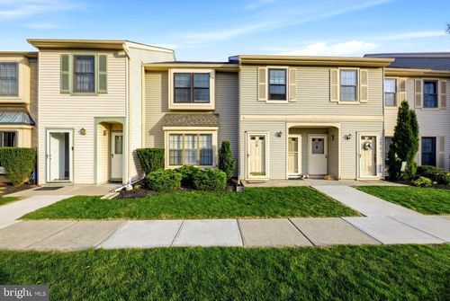 151 Wyndham Pl, TRENTON, NJ, 08691-3130 | Card Image