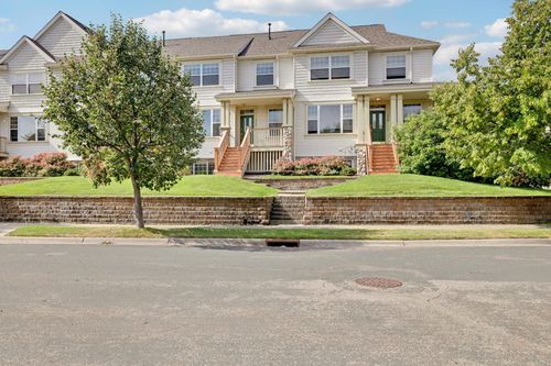 13761 54th Ave N, Plymouth, MN, 55446-1153 | Card Image