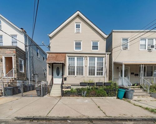 179 Hobart Ave, Bayonne, NJ, 07002-4336 | Card Image