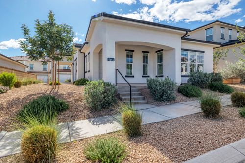 5645 S Adobe Sun Dr, St George, UT, 84790-1944 | Card Image
