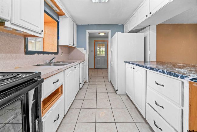 709 E Magnolia St, House other with 3 bedrooms, 2 bathrooms and null parking in Troup TX | Image 12