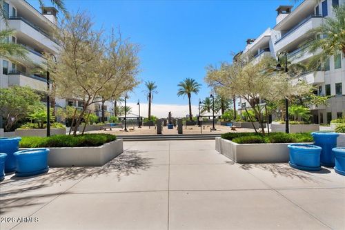 2022-945 E Playa Del Norte Dr, Tempe, AZ, 85288-2205 | Card Image
