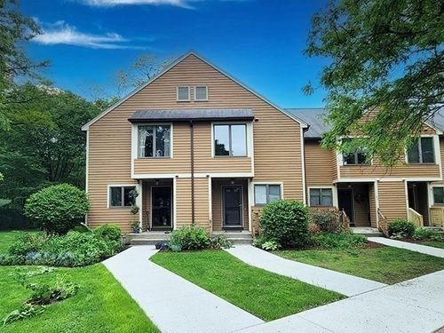 2-575 Bridge Rd, Northampton, MA, 01062-4500 | Card Image