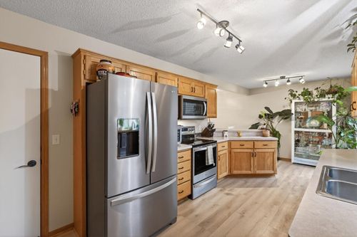 15284 Fluorine St Nw, Anoka, MN, 55303-3047 | Card Image