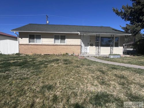 556 Westhill Ave, Idaho Falls, ID, 83402-3110 | Card Image