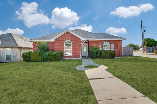 1042 Westover Drive, Lancaster, TX, 75134 | Card Image