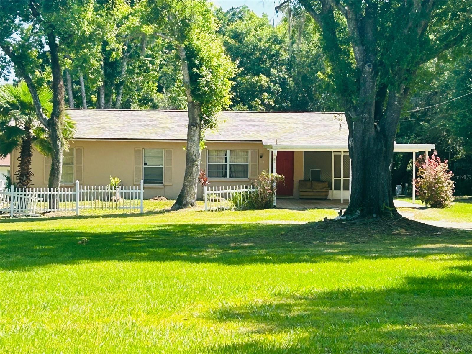 Lithia Pinecrest Rd, Brandon, FL 33511