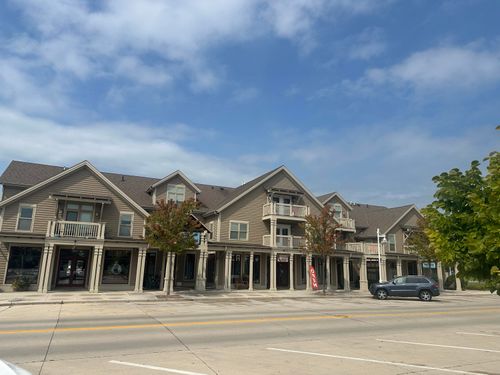apt-2-650 S Pier Dr, SHEBOYGAN, WI, 53081-4995 | Card Image