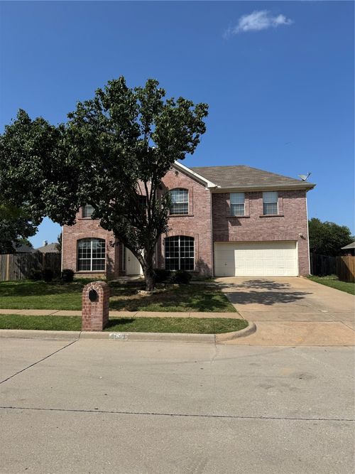 1621 Falcon Dr, Corinth, TX, 76210-4127 | Card Image
