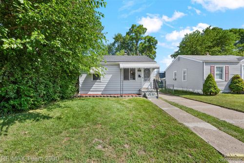 34080 Harroun St, Wayne, MI, 48184-2410 | Card Image