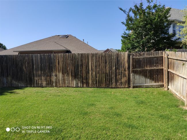 View of yard | Image 9