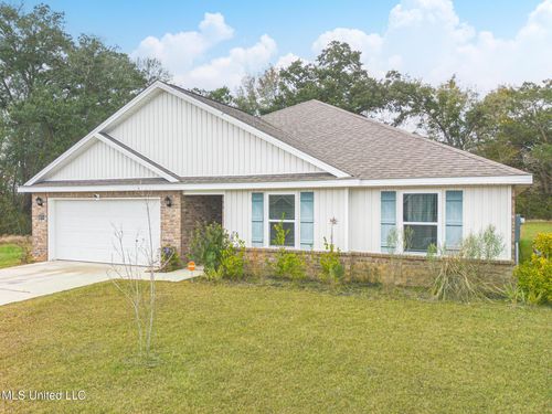 18074 Big Leaf Dr, Gulfport, MS, 39503-8497 | Card Image