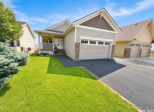 34-533 4th Avenue Ne, Swift Current, SK, S9H2J9 | Card Image