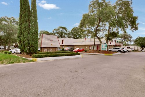 201b-210 Pelham Rd, Fort Walton Beach, FL, 32547-3688 | Card Image