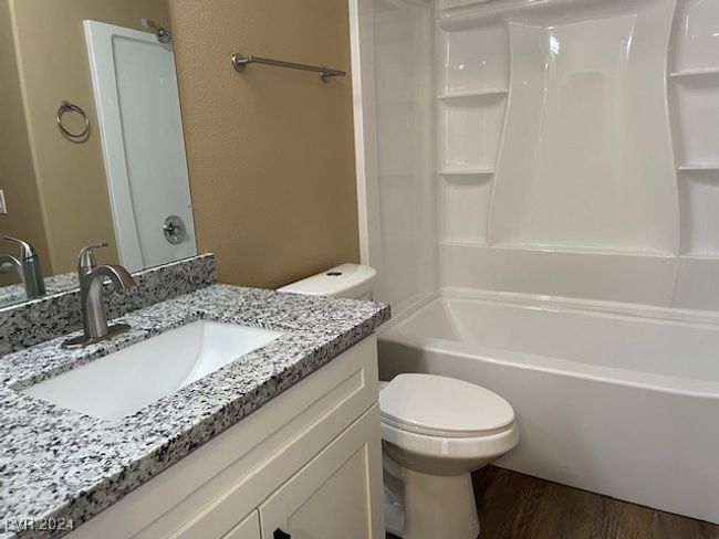 UNIT-101 - 6411 Rusticated Stone Ave, Townhouse with 2 bedrooms, 2 bathrooms and null parking in Henderson NV | Image 7