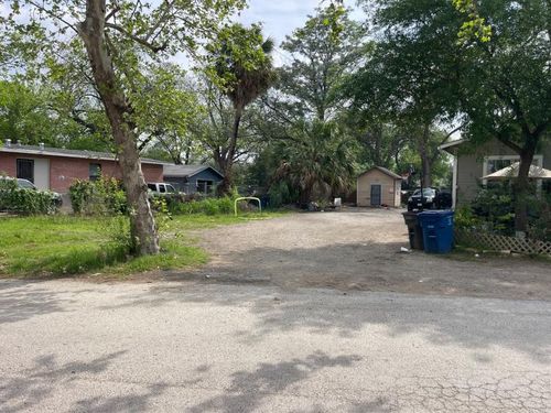 116 Fairbanks Ave, San Antonio, TX, 78210-4702 | Card Image