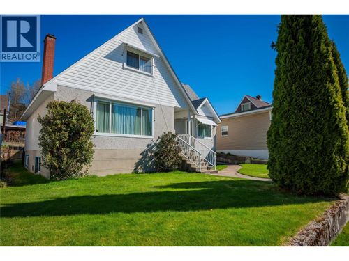 {{alt}} | Card Image