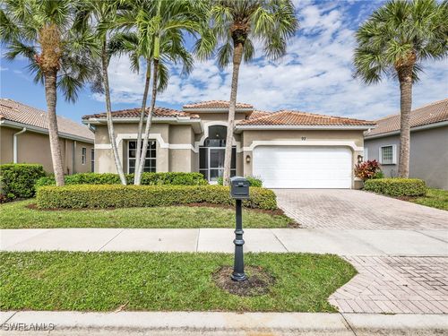92 Glen Eagle Cir, NAPLES, FL, 34104-5711 | Card Image