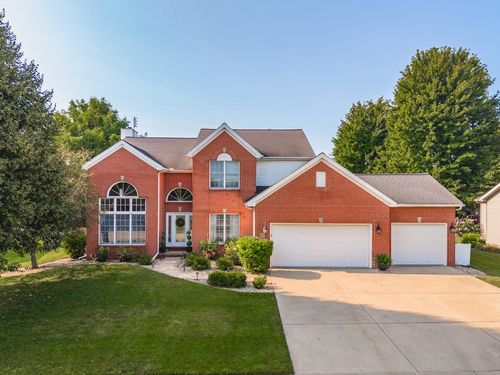 17 Waterside Cir, Bloomington, IL, 61704-2922 | Card Image