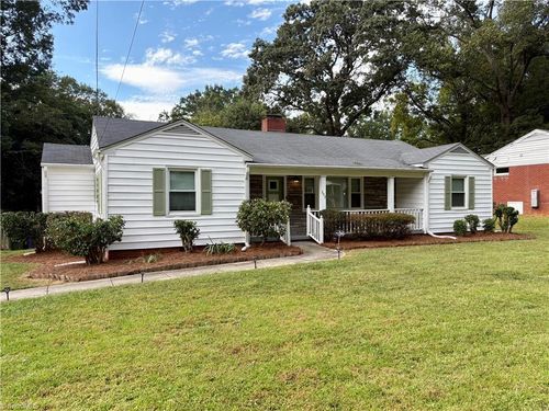 207 Forestdale Dr, Jamestown, NC, 27282-9684 | Card Image