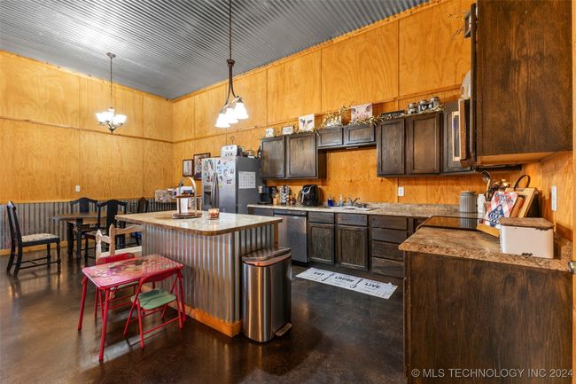 7011 Robinson Rd, House other with 2 bedrooms, 1 bathrooms and null parking in Caddo OK | Image 13